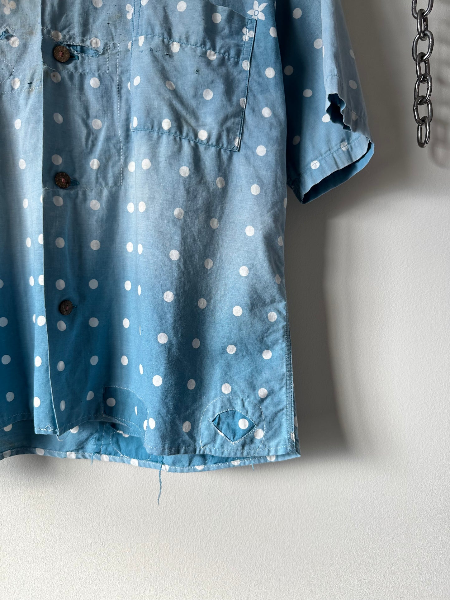 1940s thrashed and repaired hawaiian button up (22x26)