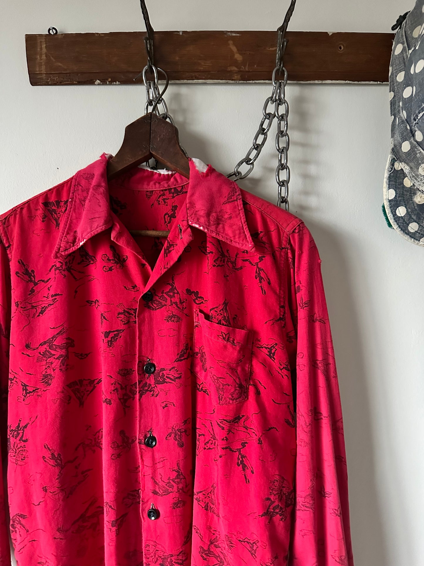 1950s printed button down (20x25)