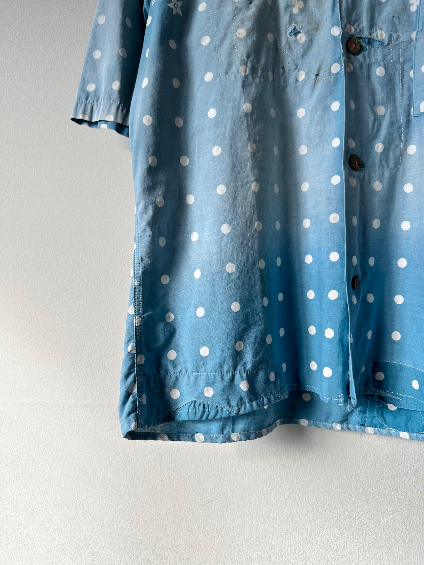 1940s thrashed and repaired hawaiian button up (22x26)