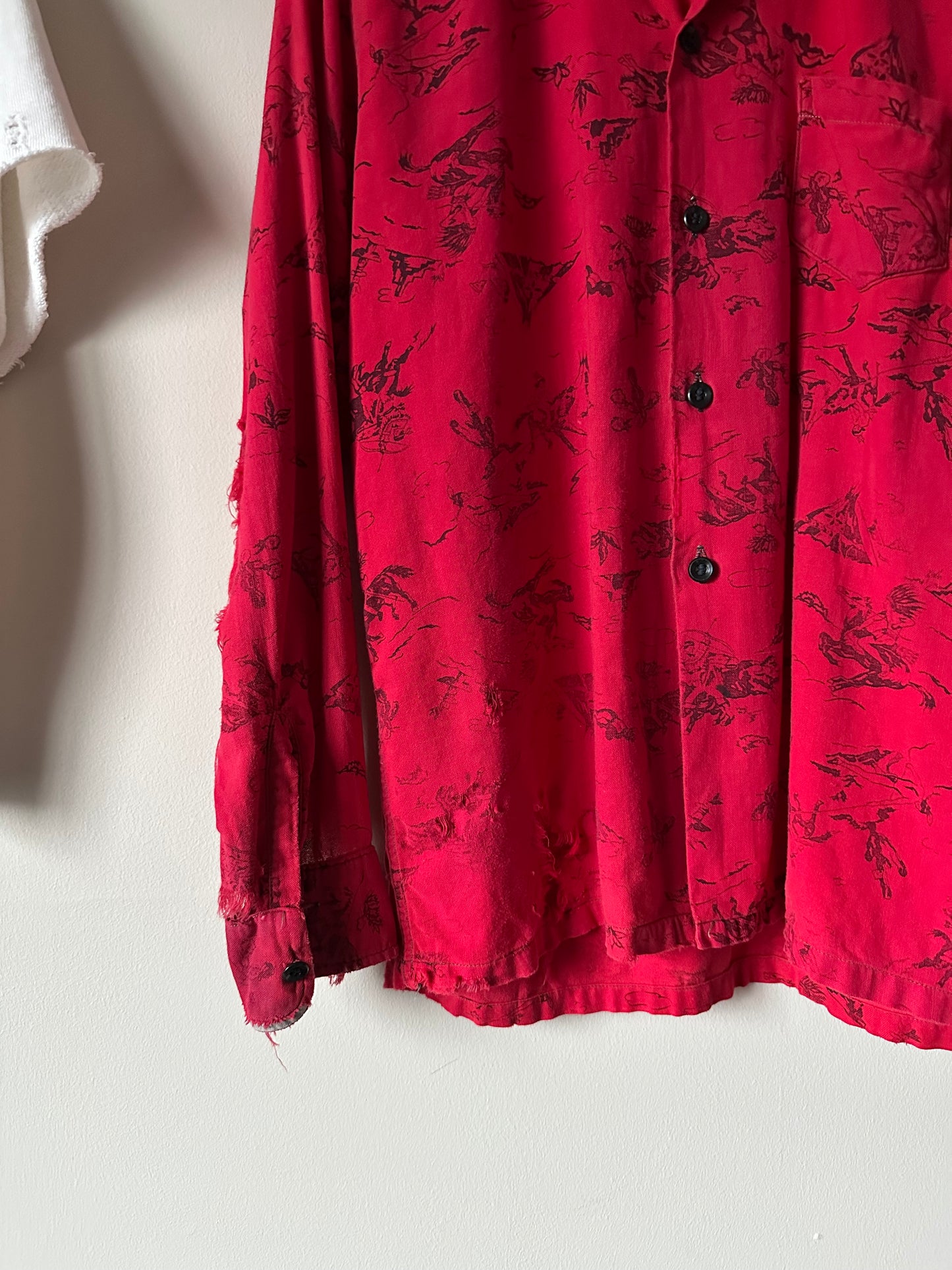 1950s printed button down (20x25)